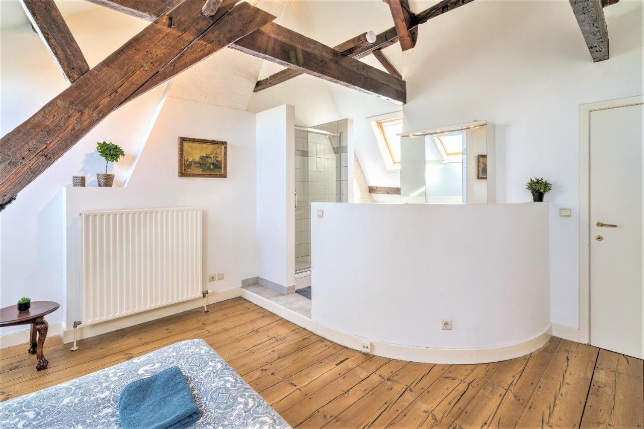 The Capital Street Triplex Appartement Antwerpen Buitenkant foto