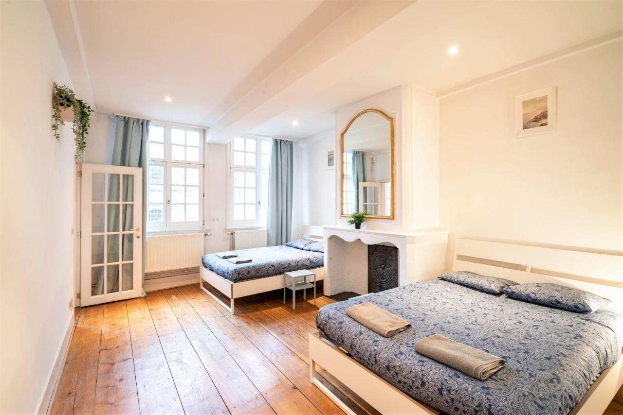 The Capital Street Triplex Appartement Antwerpen Buitenkant foto